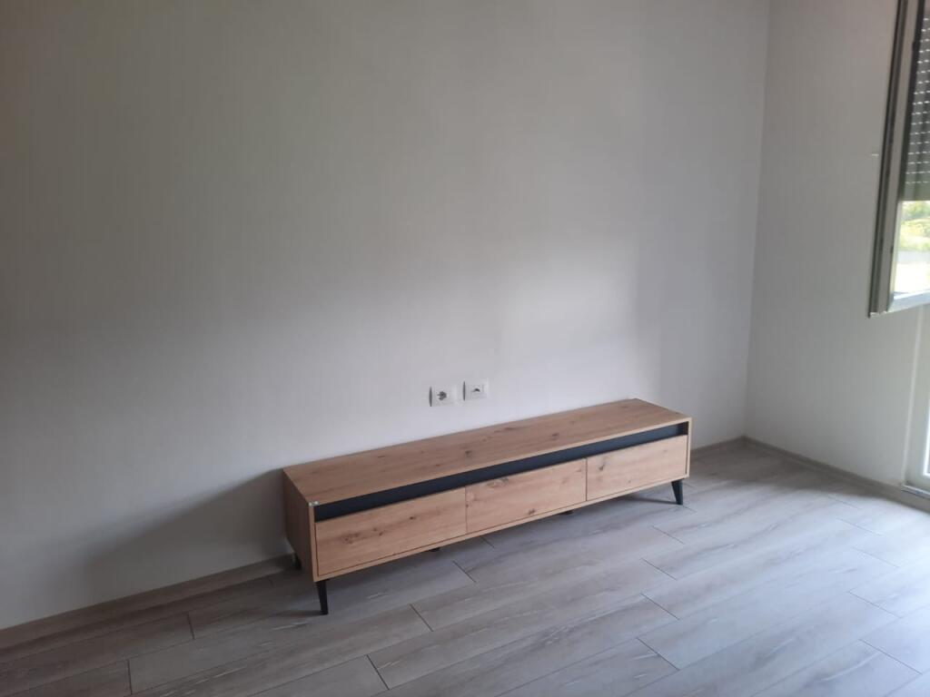 APARTAMENT ME QERA 1+1