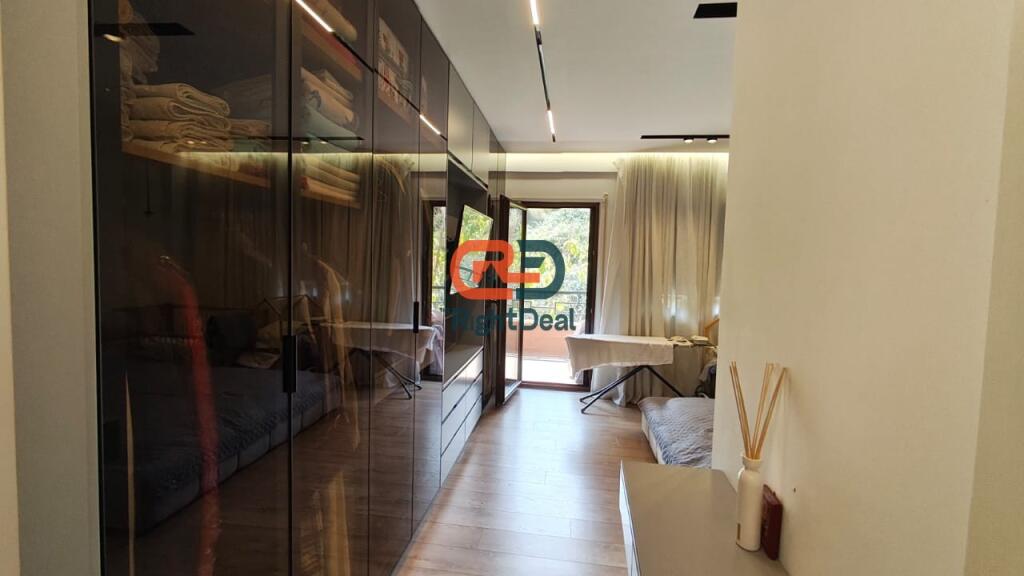 Tek Kopshti Botanik, Shitet Super Penthouse Totalisht I Investuar!!