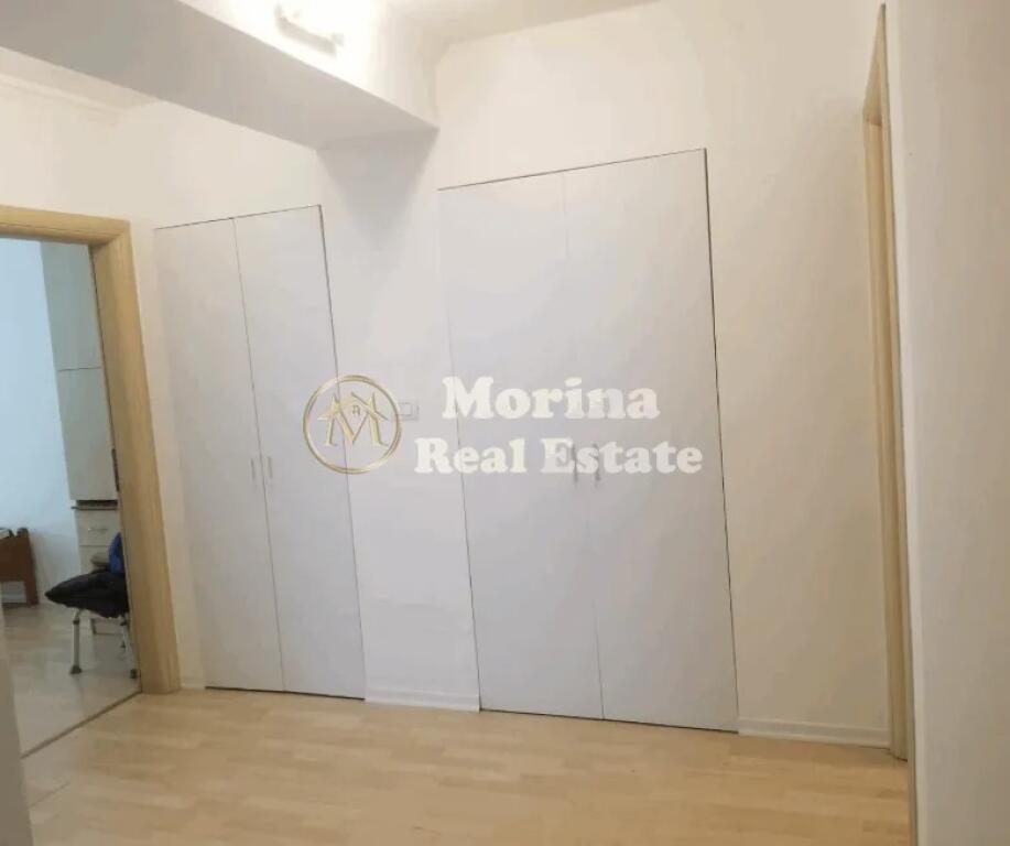 Affitto Appartamento 2+1, nel Bllok, 800 Euro/mese