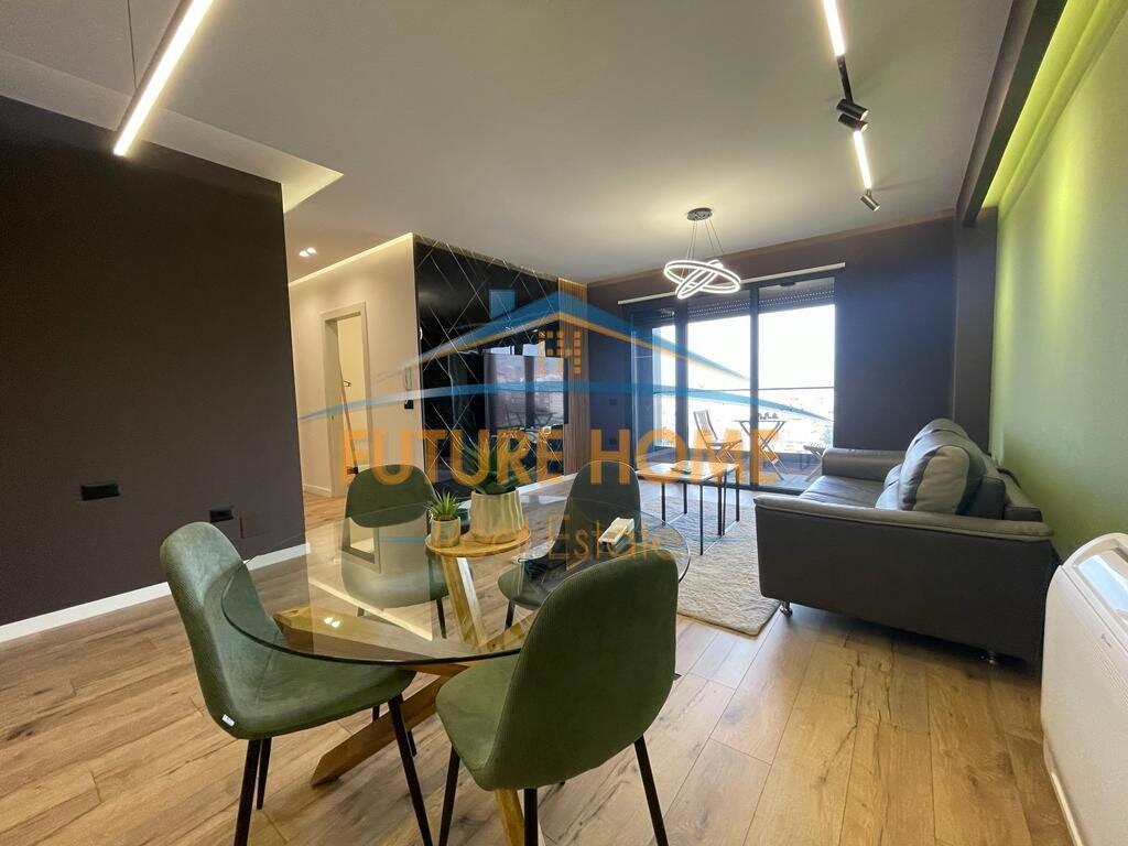 jepet me qera apartament 2+1+Ballkon Kati 9, (Kompleksi Dinamo)