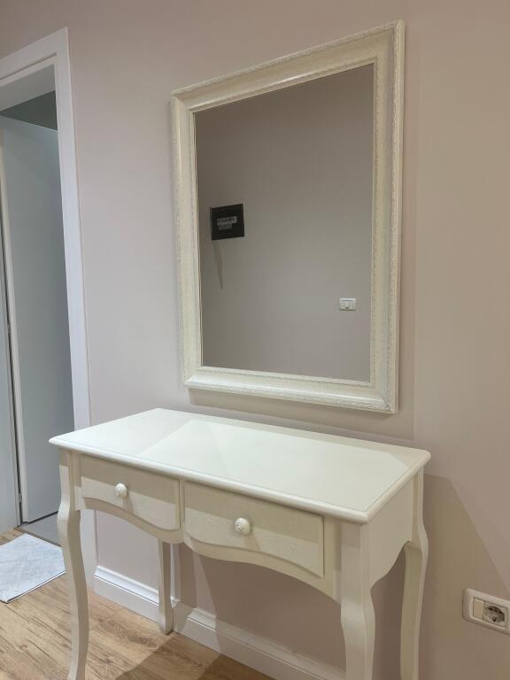 Apartament 1+1 tek kopshti Zoologjik