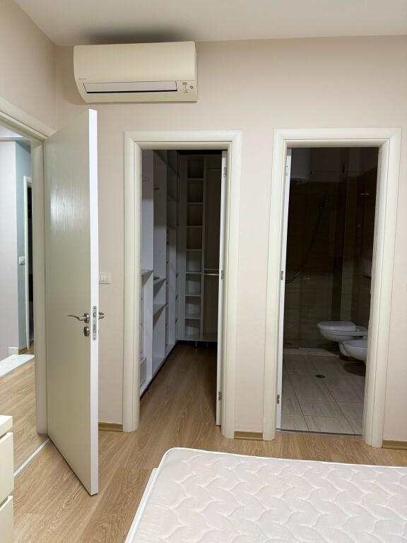 Affittasi duplex 3+1 – Kodra e Diellit 1