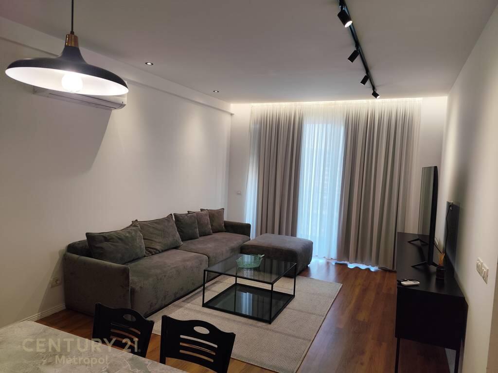 Offriamo in affitto appartamento 2+1+posto auto, Residenza Future Home!