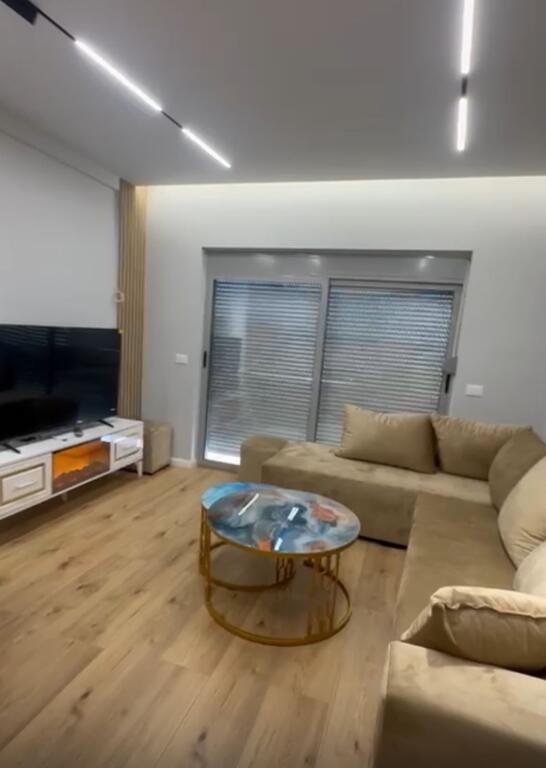 Apartment 1+1 for rent in Astir.