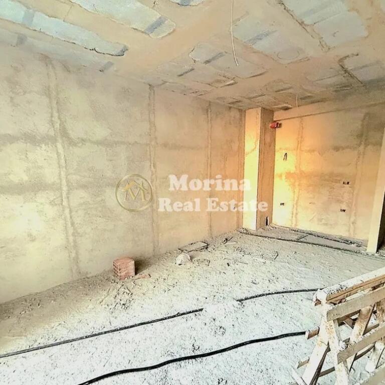 Shitje, Apartament 1+ 1, prane Spitalit Amerikan 2, Cmimi 100,400 Euro