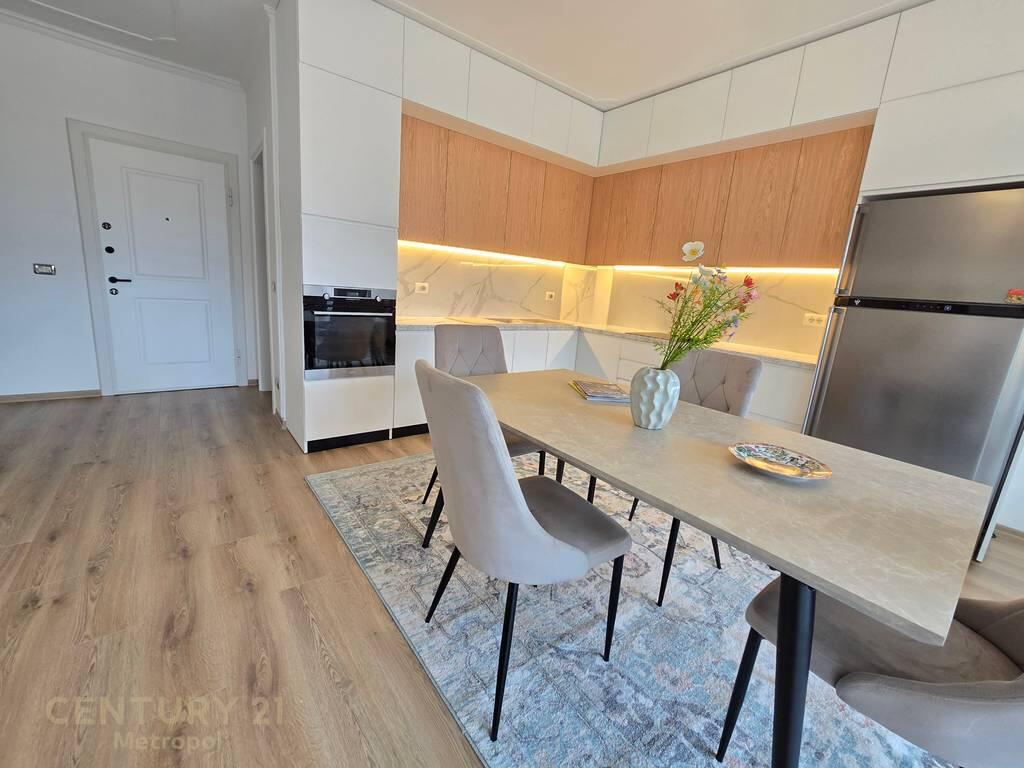 Apartment 2+1+2 for Rent near Shallvaret Palaces- 1150 € Gross