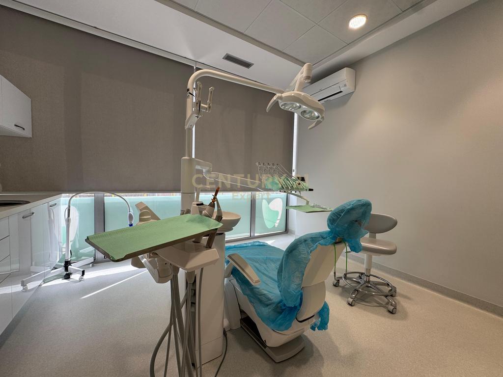 🦷 CLINICA DENTALE MODERNA IN AFFITTO – TIRANA
