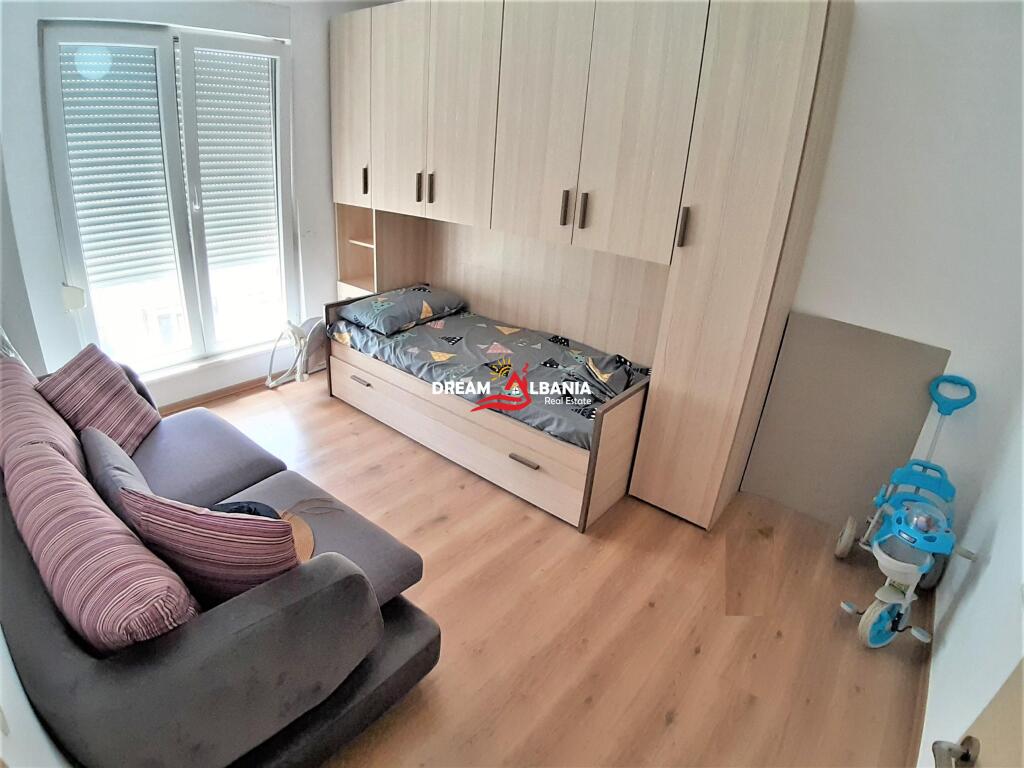 Appartamento 3+1 in affitto nel complesso Kontakt a Tirana (ID 4231217)