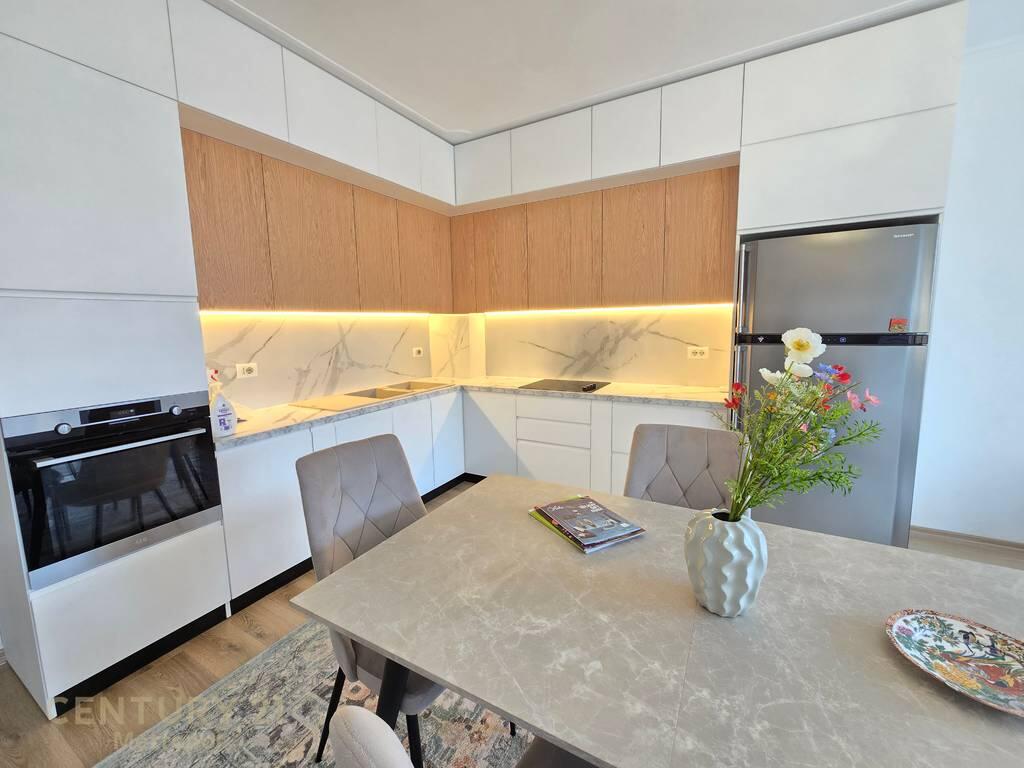 Apartment 2+1+2 for Rent near Shallvaret Palaces- 1150 € Gross