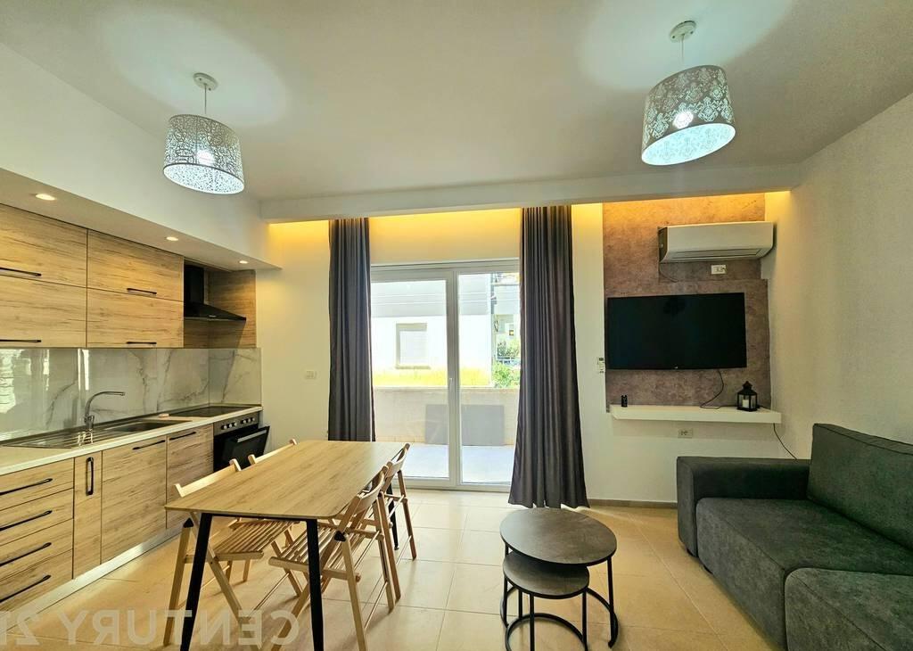 APARTAMENT ME QIRA 2+1, NE ZONEN E KOPSHTIT BOTANIK