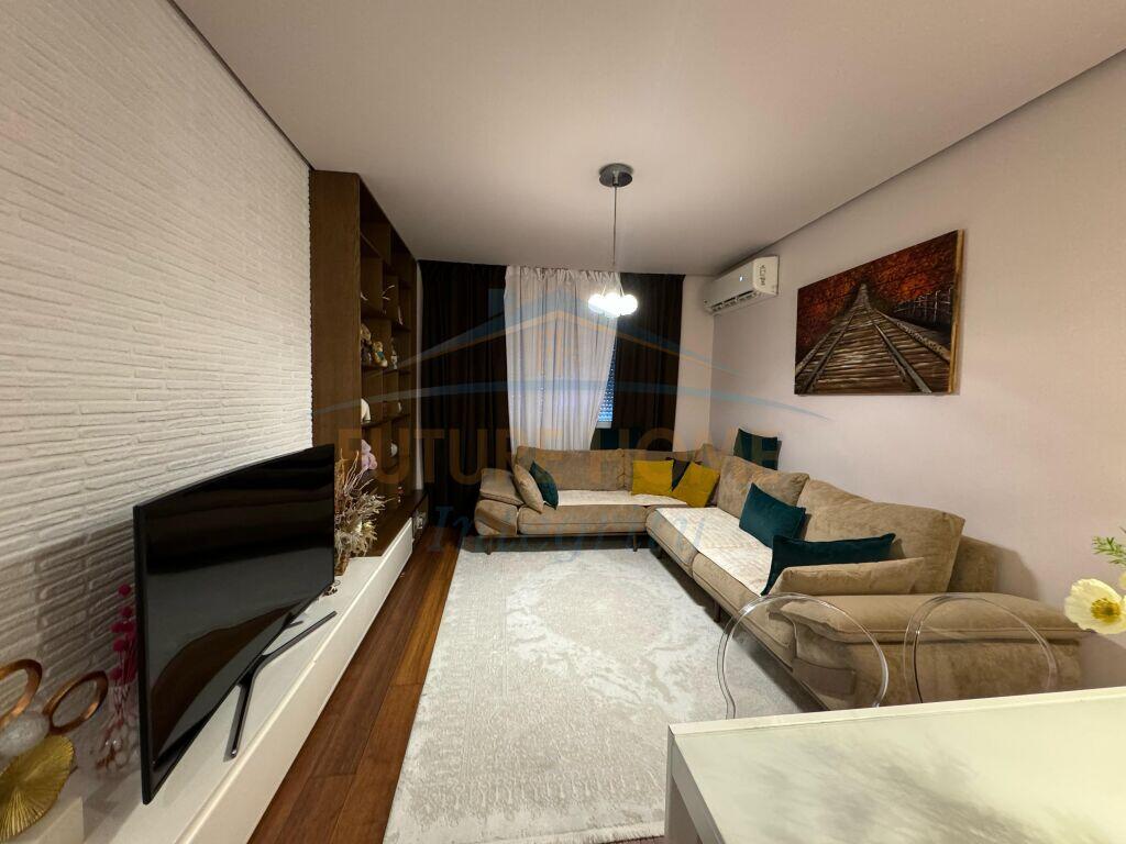In vendita, Appartamento 2+1, Selvia, Tirana.