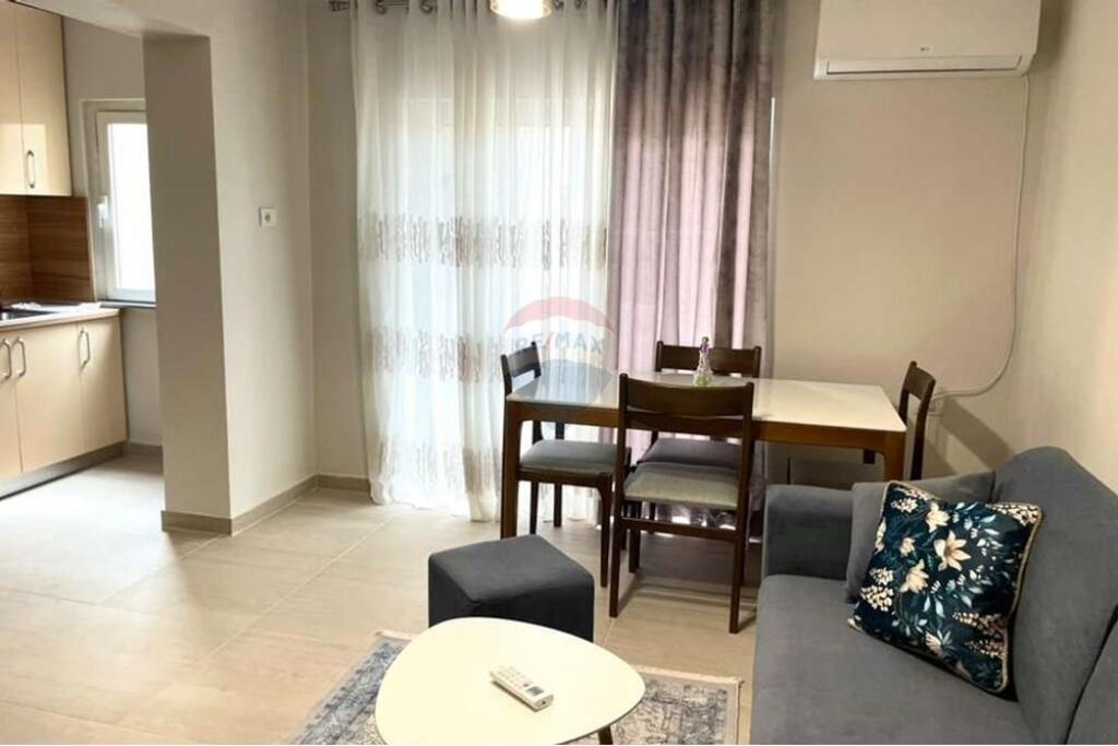Apartament  3+1. Rruga Fortuzi
