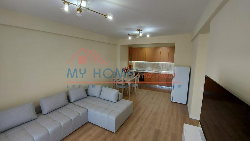Apartament 1+1 me qera tek 21 Dhjetori ne Tirane