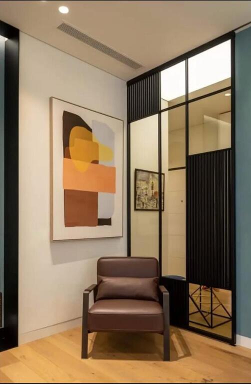 Jepet Apartament 2+1+2 Poste Parkimi me Qera Park Gate, prane Lion Park rruga Elbasanit