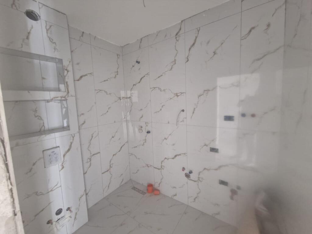 2 Apartamente 1+1 per SHITJE te Ish Stacioni i Fundit te Tiranes se Re