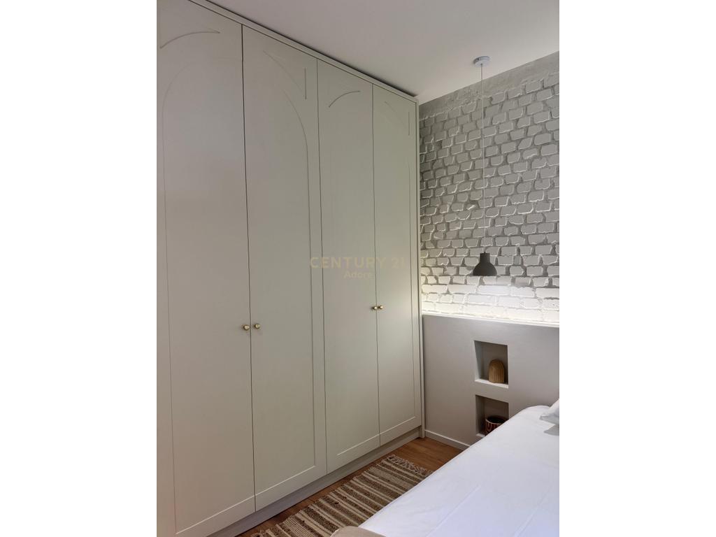 Apartament 2+1 për Qira – Myslym Shyr, Tiranë