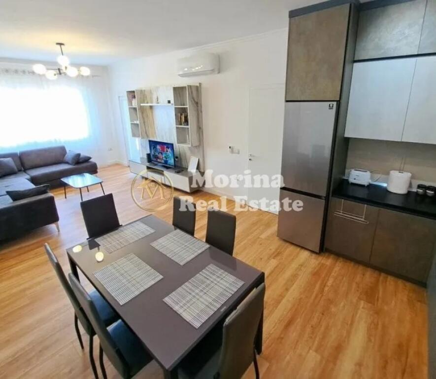 Qera, Apartament 2+1+2+Parkim, Pazari Ri, 1250 euro/muaj