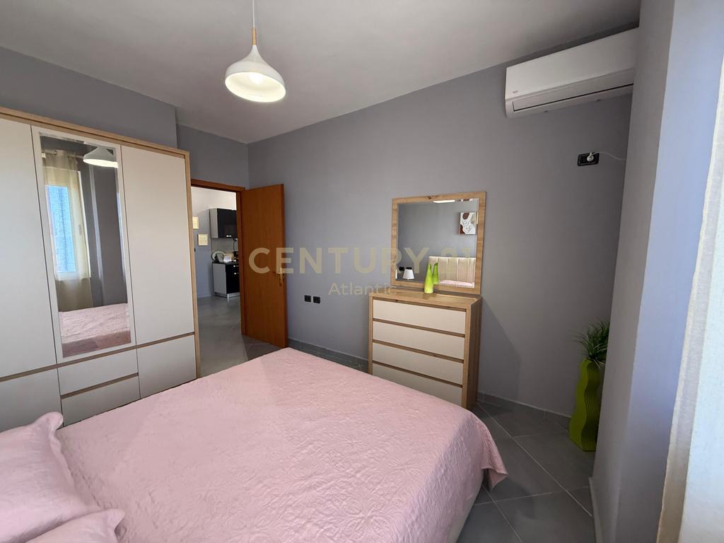 Apartament 1+1 me Qira në Plazh Hekurudha, Durrës – 550€/muaj | 52 m² | Pamje Ballore nga Deti