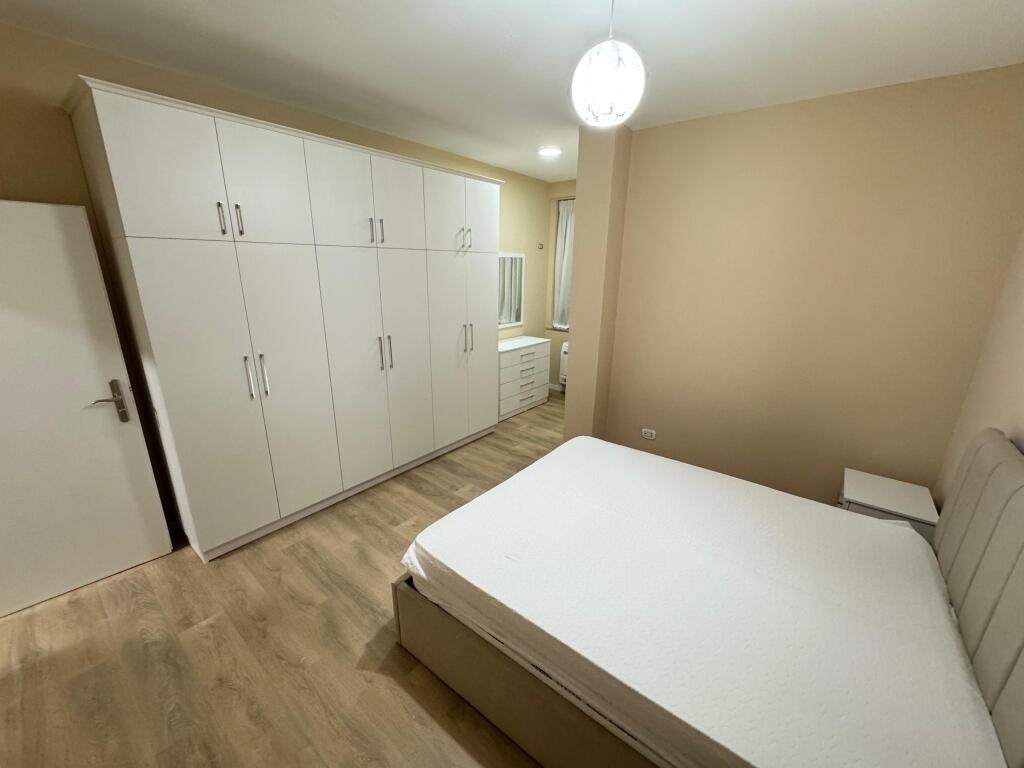 Qera Apartament 1+1  📍21 dhjetori,mbrapa poliklinikes nr9 •Kati 4 me ashensor Cmimi 60.000 leke i pa diskutueshem