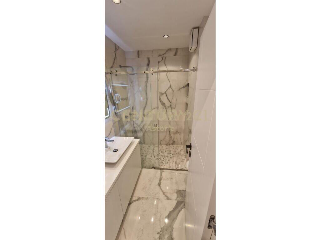 Shitet apartament modern 2+1+2 te Ish Hipoteka - 356,000 €