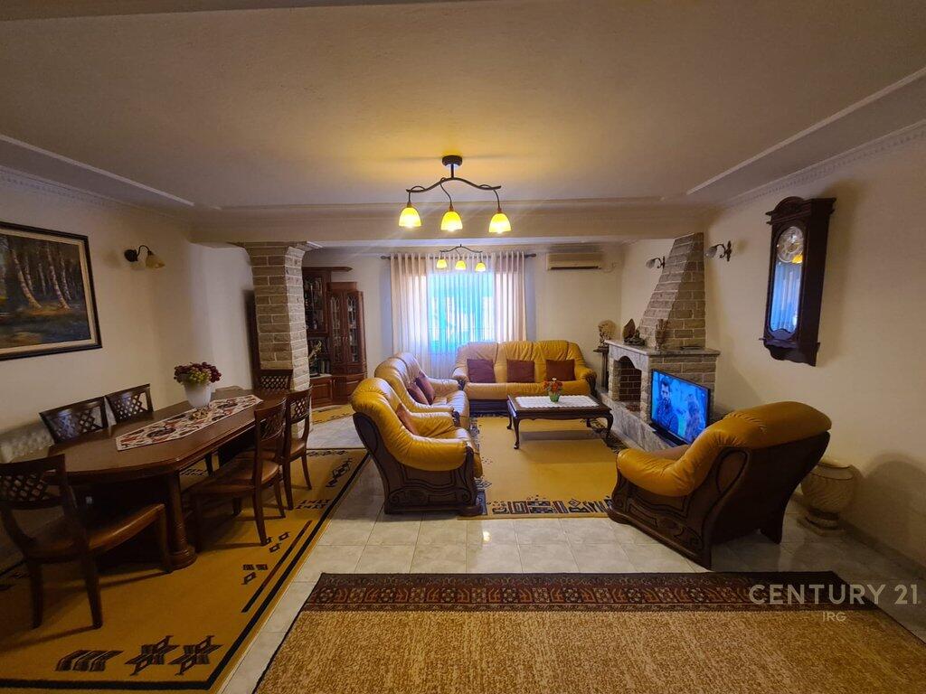 🏢 SHITET APARTAMENT 4+1+2 – PRANË STADIUMIT DINAMO