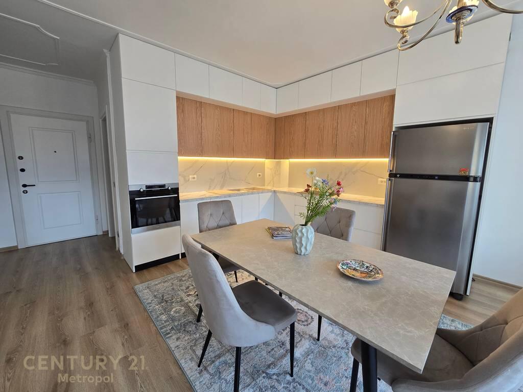 Apartment 2+1+2 for Rent near Shallvaret Palaces- 1150 € Gross