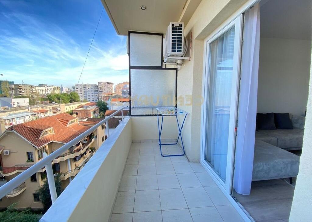 APARTAMENT 1+1 ME QIRA PRANE KESH TEK VASIL SHANTO