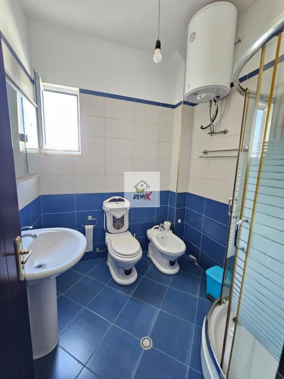 🏡 Shitet vilë 4-katëshe në Shkozë , TIRANË