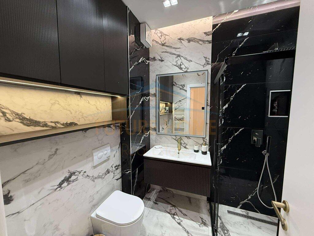 Affitto, Appartamento 2+1+2 + Posto Auto – “Oasis Residence”, Nuovo Anello, Tirana