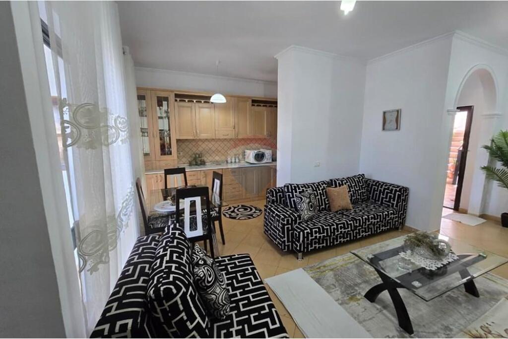 Apartament 2+1, Don Bosko
