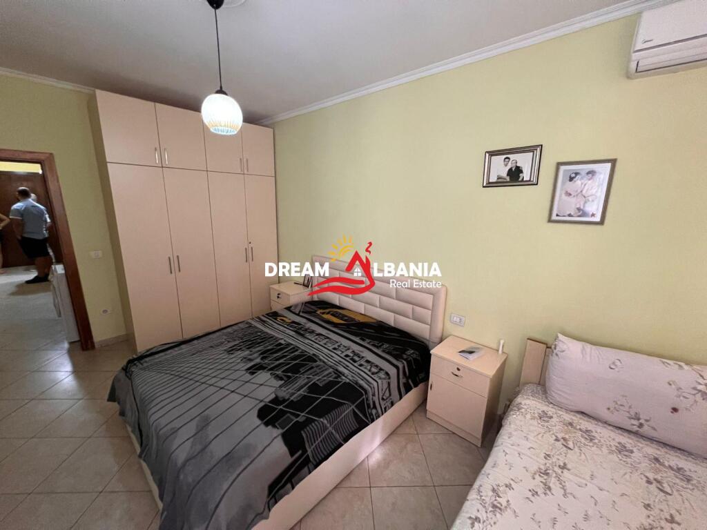 Apartament 1+1 me mundesi konvertimi ne 2+1 ne shitje mbi shkollen e Baletit ne Tirane (ID 4111137)