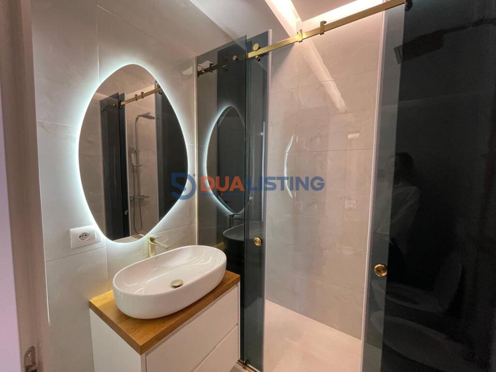 Apartament luksoz 2+1+Post Parkimi per qira ne Kinostudio!