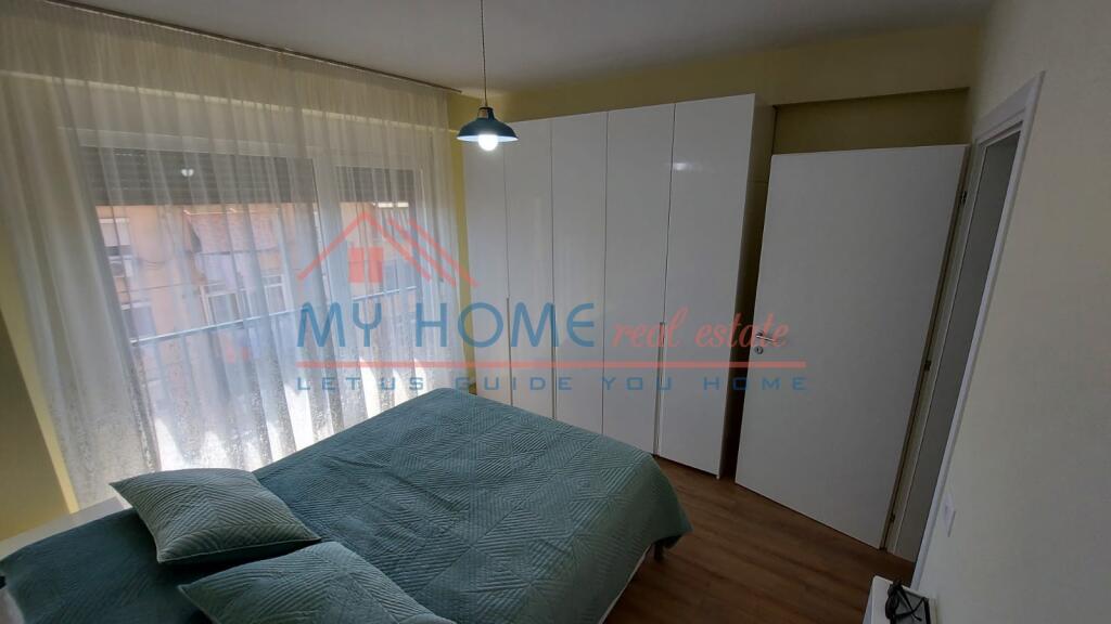 Apartament 1+1 me qera tek 21 Dhjetori ne Tirane