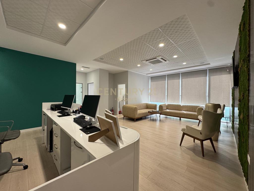 🦷 CLINICA DENTALE MODERNA IN AFFITTO – TIRANA