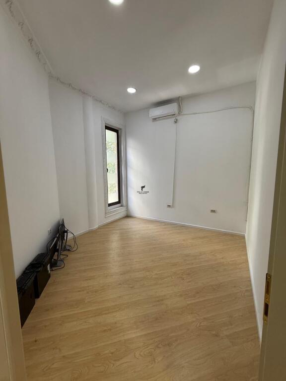 UFFICIO IN AFFITTO 80M2 CENTRO 1.400 EURO
