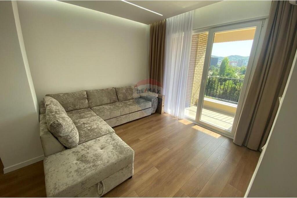 Apartament - Për Qira - Grand Park Rezidencë, Tiranë