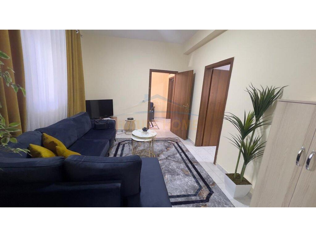 Qera, Apartament 2+1, Vasil Santo, Tiranë
