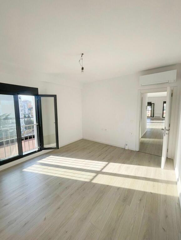 Apartment 1+1 empty near the USA Embassy with veranda for office or residence