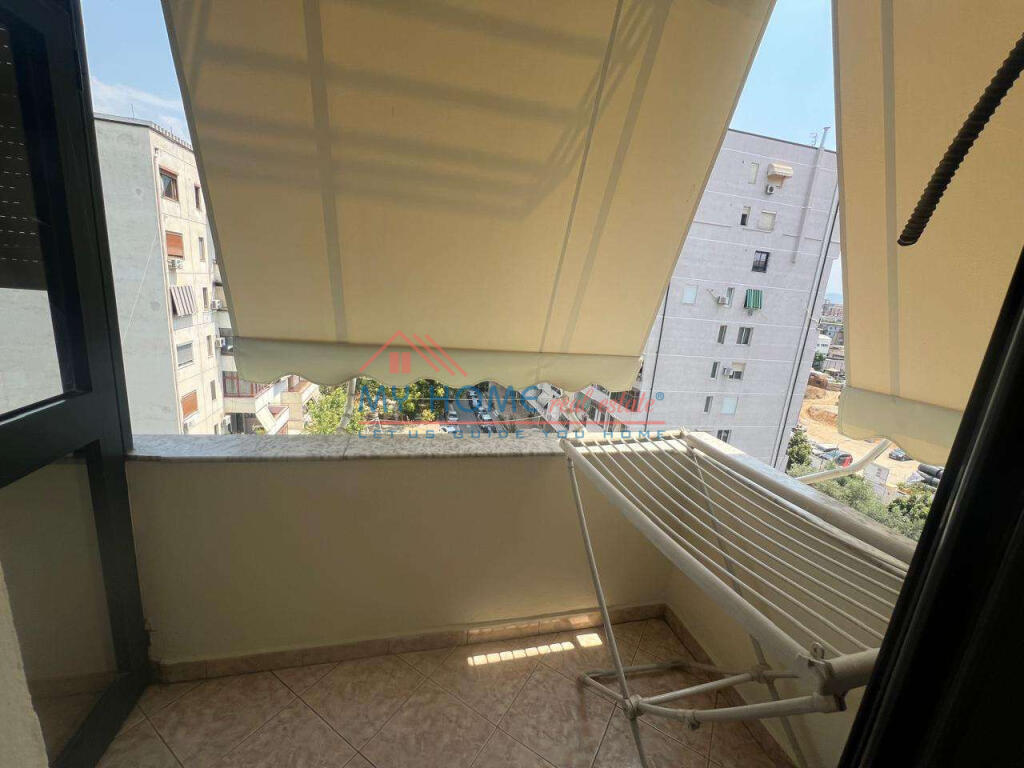 Appartamento 1+1 in affitto Square 21 a Tirana