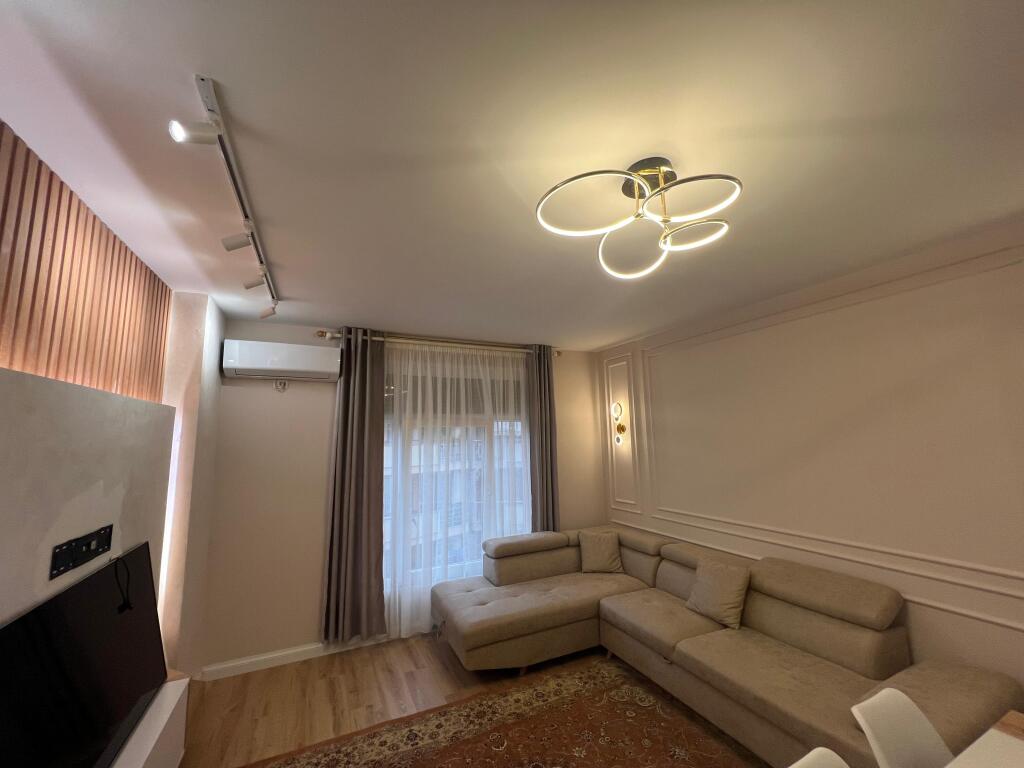 Apartament 1+1 tek kopshti Zoologjik