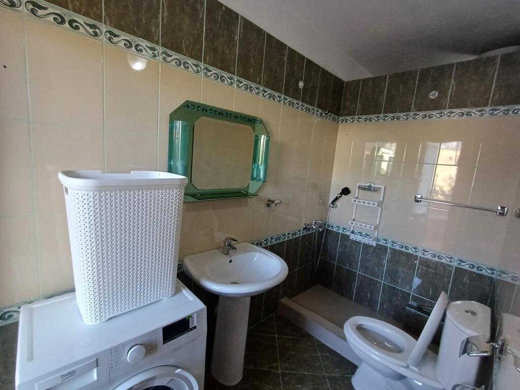 JEPET ME QIRA APARTAMENT 2+1+2 PRANE MATERNITETIT TE RI !