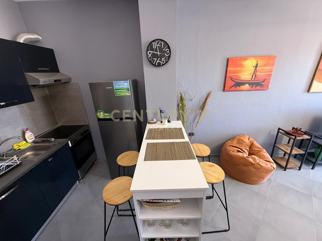 Apartament 1+1 me Qira në Plazh Hekurudha, Durrës – 550€/muaj | 52 m² | Pamje Ballore nga Deti