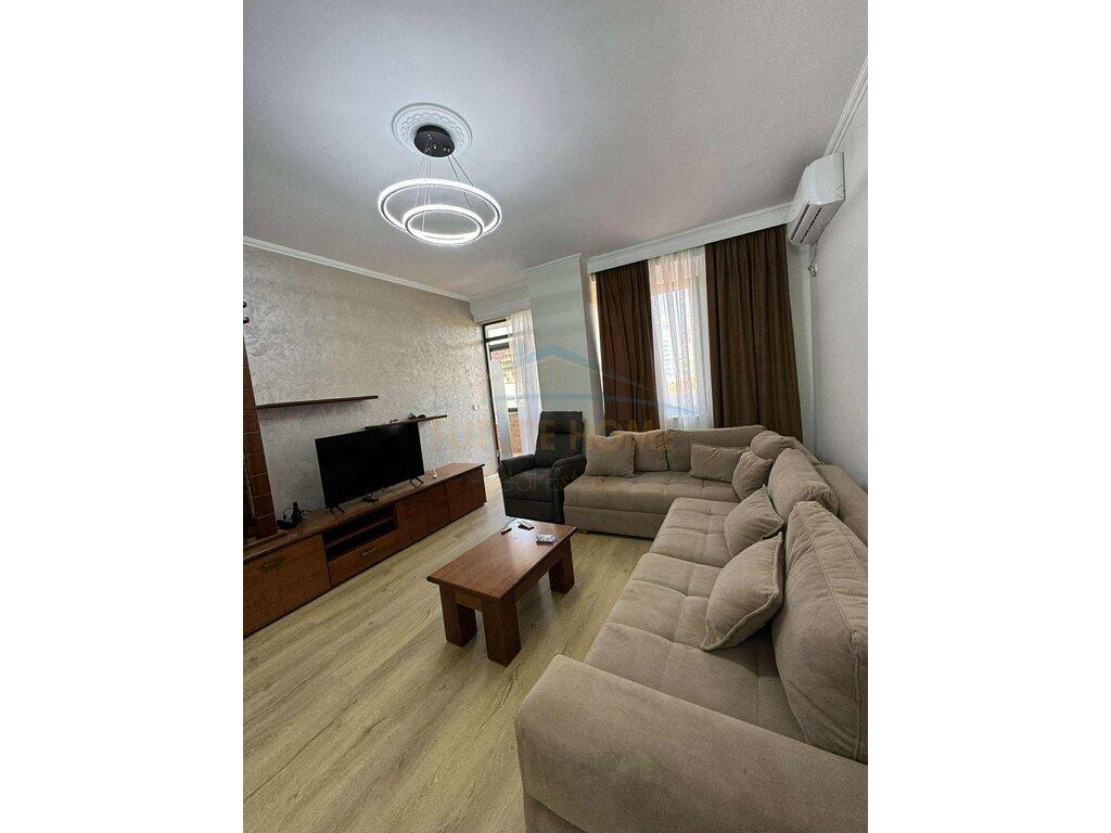 Qera , Apartament 1+1 , te 21 Dhjetori