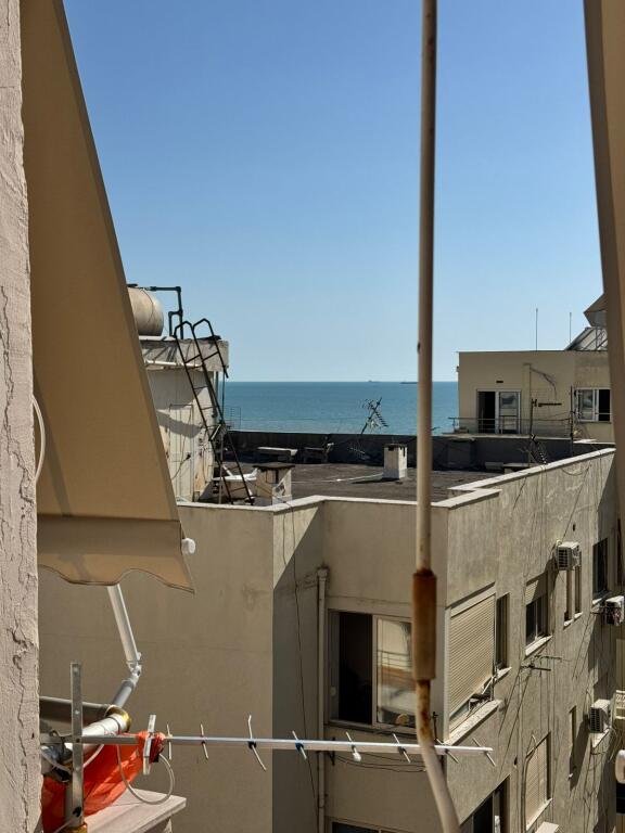 Shitet, Apartament 2+1, Lagjja 13, Durres