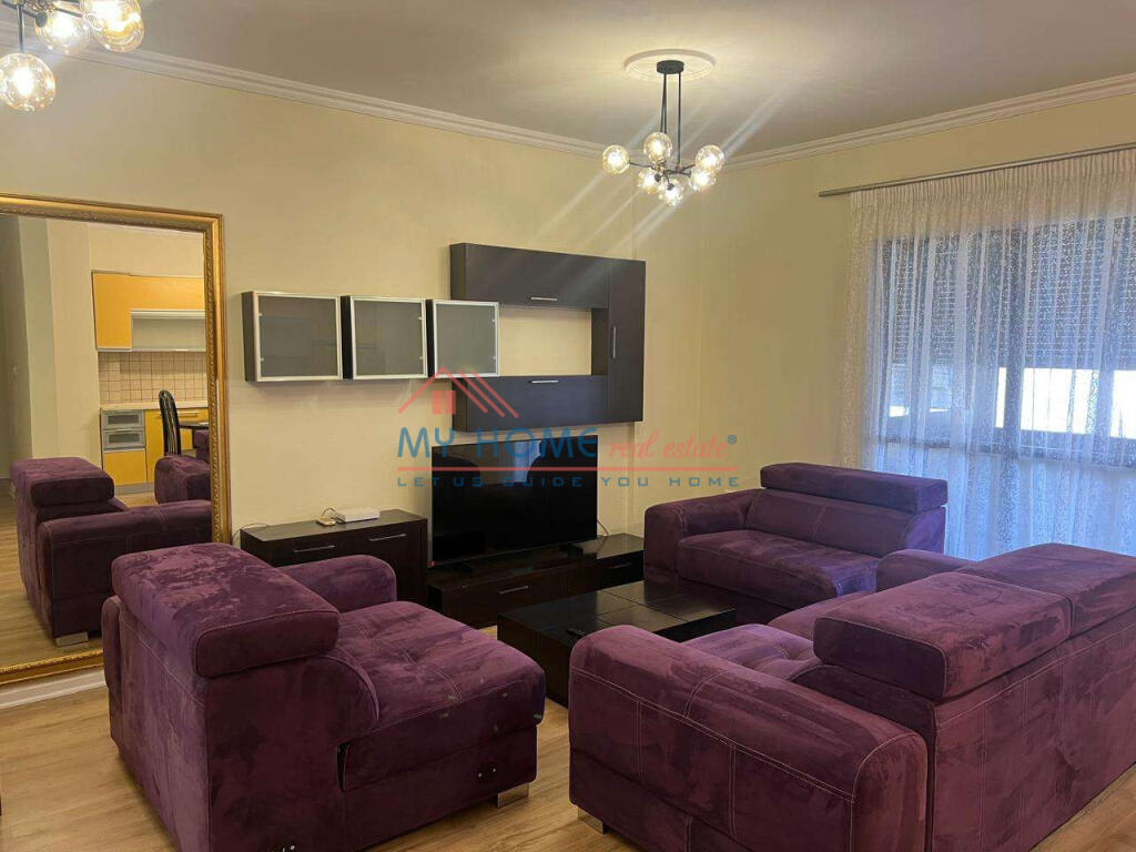 Appartamento 1+1 in affitto Square 21 a Tirana