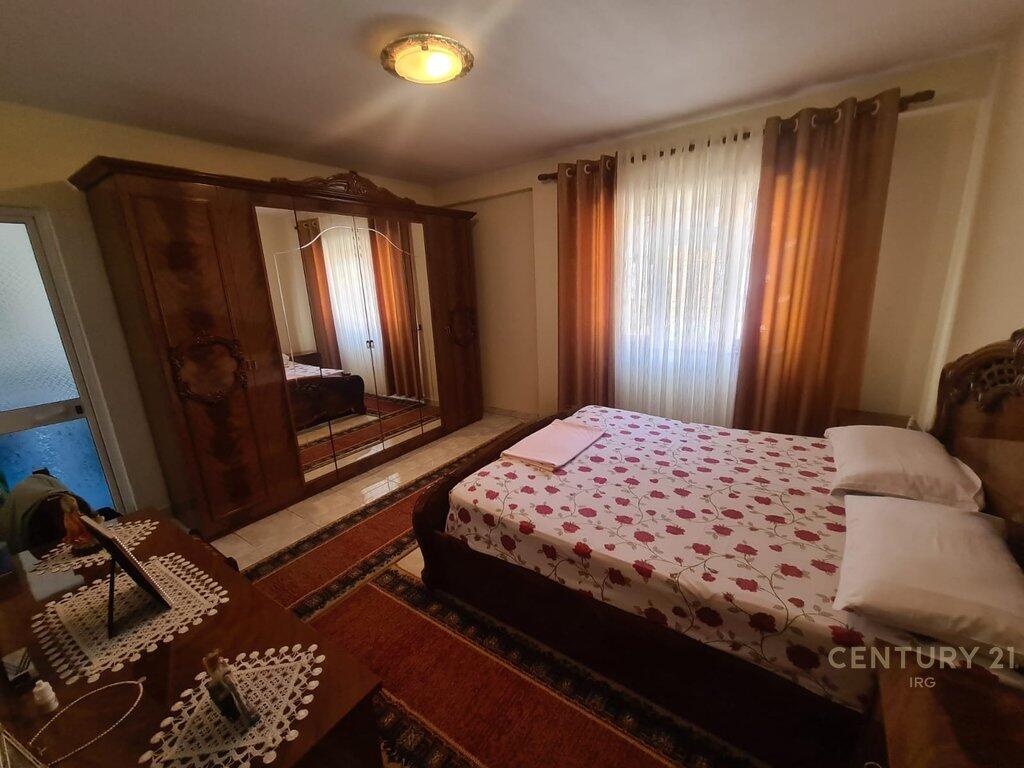 🏢 SHITET APARTAMENT 4+1+2 – PRANË STADIUMIT DINAMO