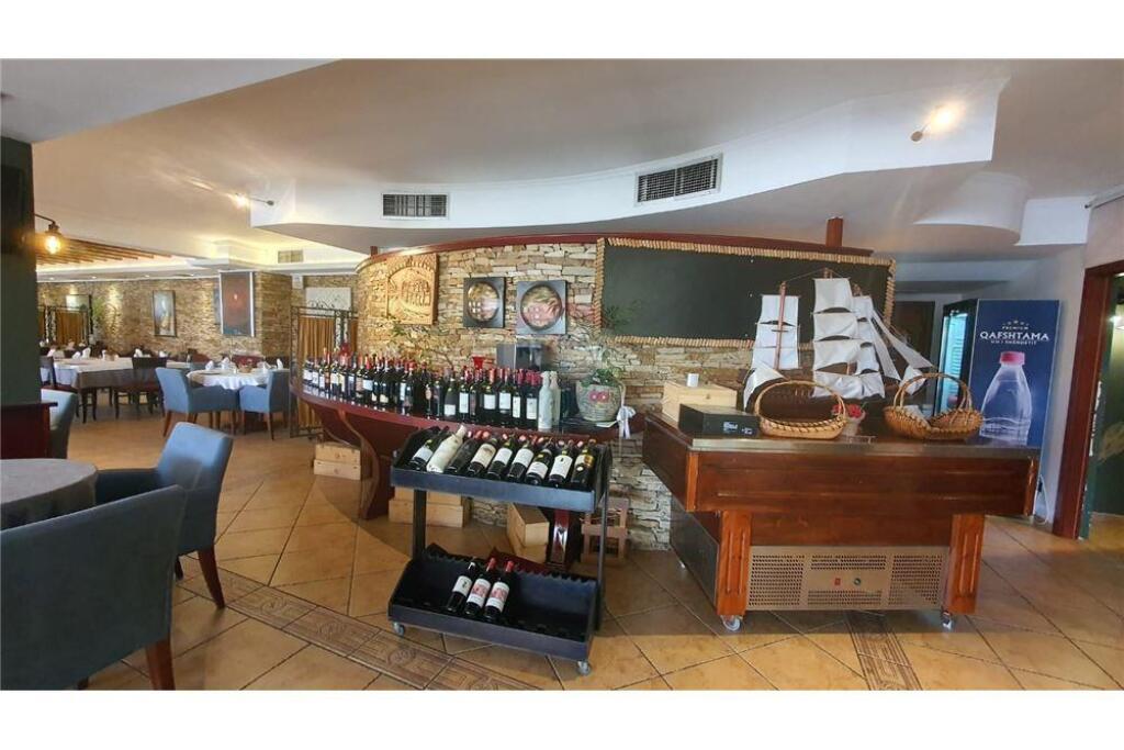 Ristorante - In Affitto - Viale Jean D'Arc, Tirana !