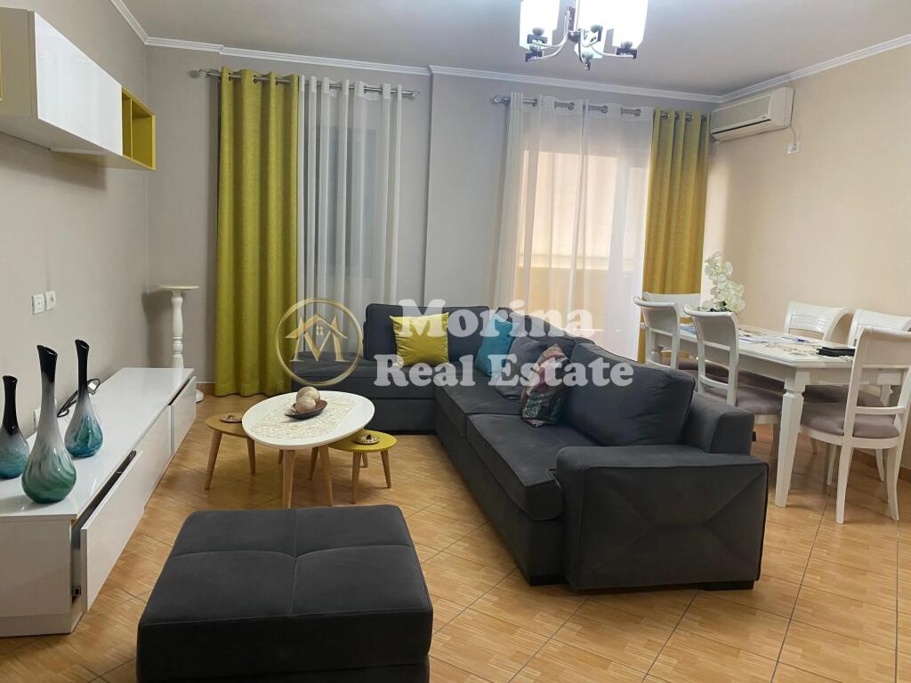 Qera, Apartament 2+1, prane Pallatit me Shigjeta, 700 euro/muaj