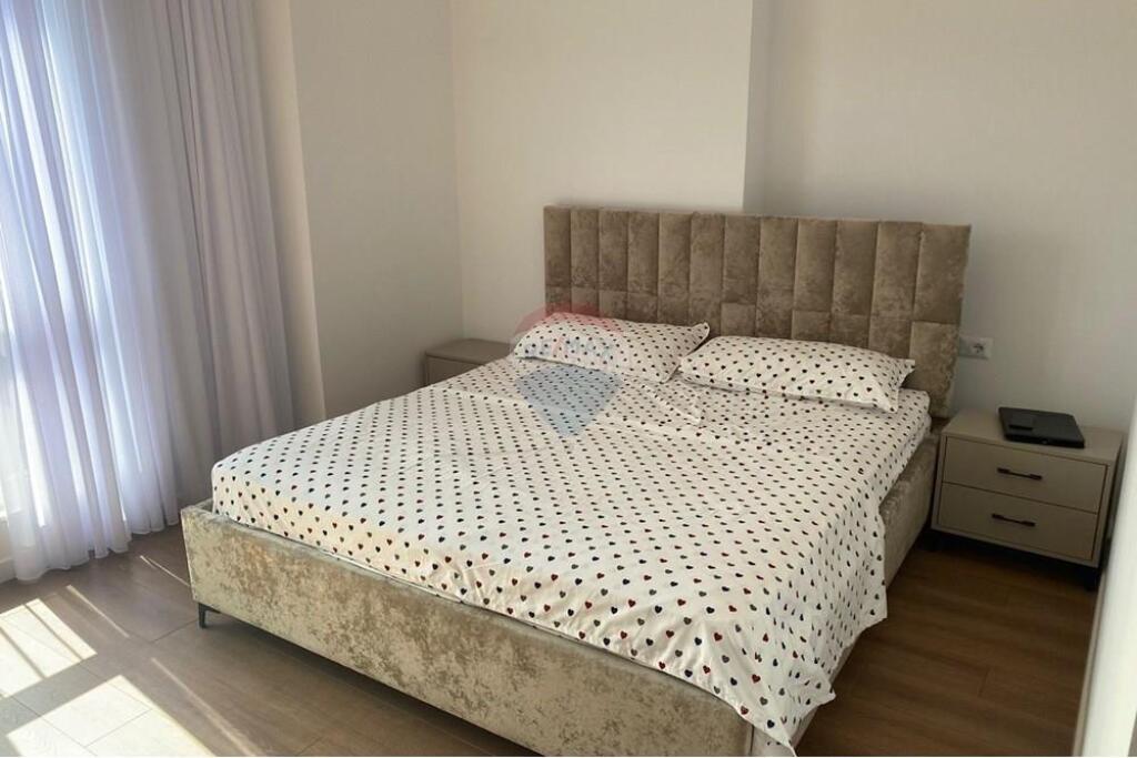 Apartament - Për Qira - Grand Park Rezidencë, Tiranë