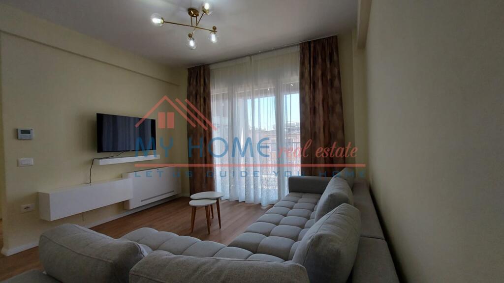 Apartament 1+1 me qera tek 21 Dhjetori ne Tirane